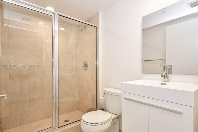 17201 Collins Ave 707, Sunny Isles Beach, FL 33160