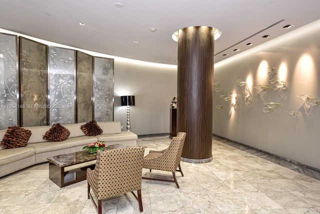 17201 Collins Ave 707, Sunny Isles Beach, FL 33160