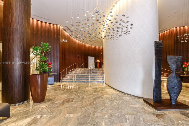 17201 Collins Ave 707, Sunny Isles Beach, FL 33160