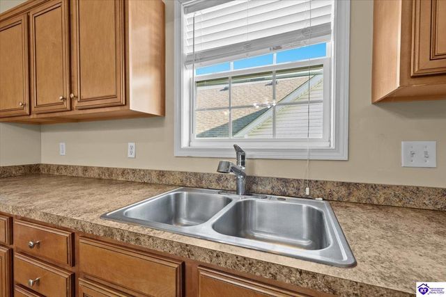 103 Holiday Court, Elizabethtown, KY 42701