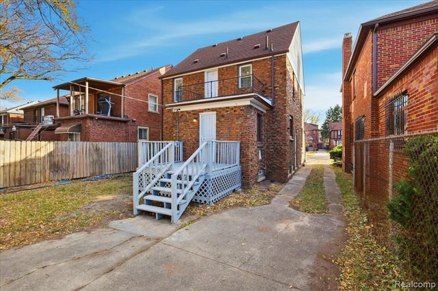 18961 Pennington Drive, Detroit, MI 48221