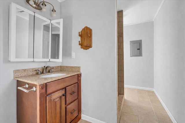 201 10th Ave, N, Decherd, TN 37324