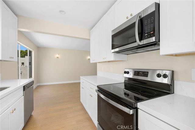 3020 E 3rd 12, Long Beach, CA 90814