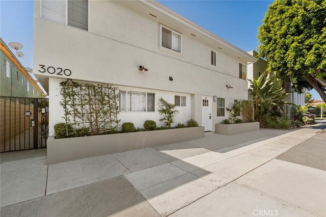 3020 E 3rd 12, Long Beach, CA 90814