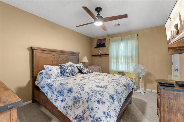 8408 W 129th Terrace, Overland Park, KS 66213