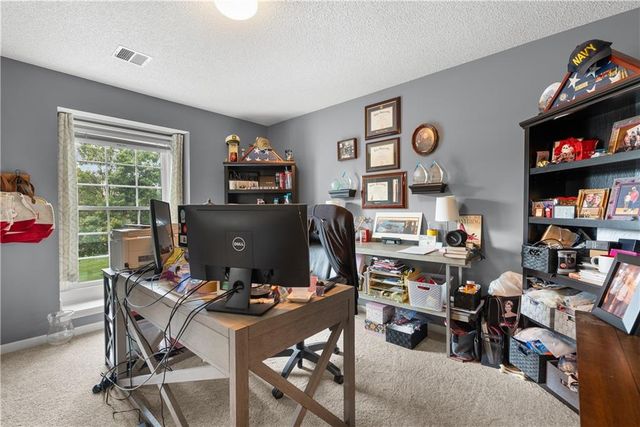 8408 W 129th Terrace, Overland Park, KS 66213