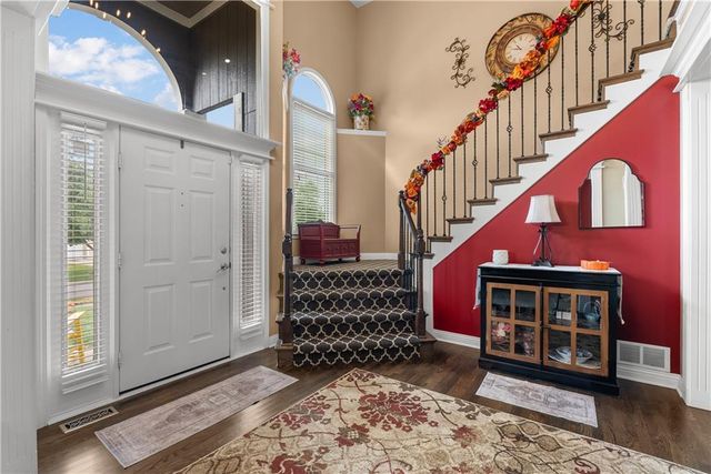 8408 W 129th Terrace, Overland Park, KS 66213