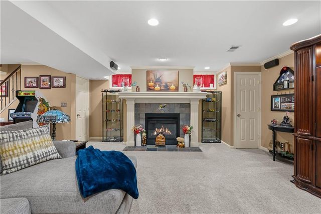 8408 W 129th Terrace, Overland Park, KS 66213