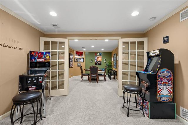 8408 W 129th Terrace, Overland Park, KS 66213