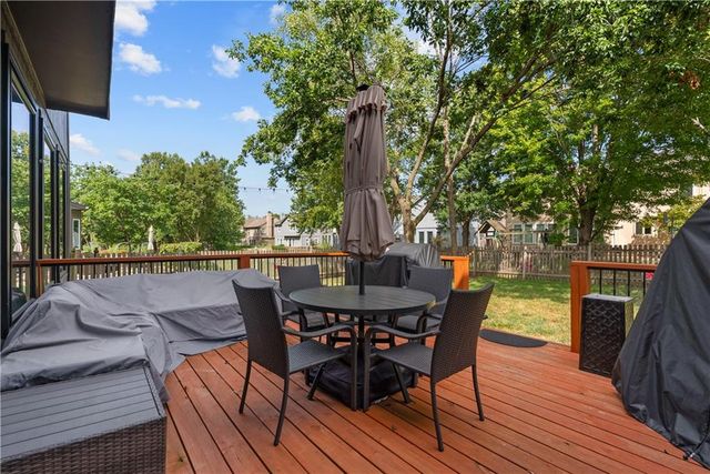 8408 W 129th Terrace, Overland Park, KS 66213