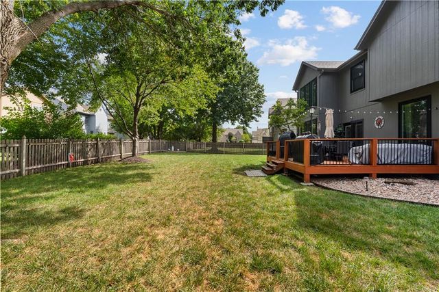 8408 W 129th Terrace, Overland Park, KS 66213