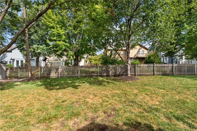8408 W 129th Terrace, Overland Park, KS 66213