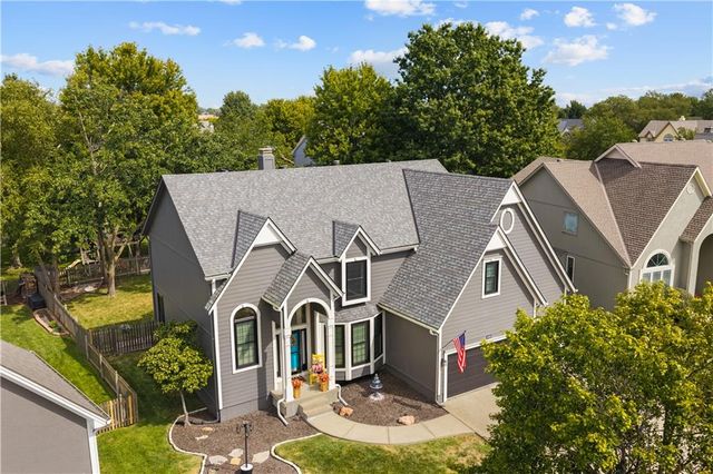 8408 W 129th Terrace, Overland Park, KS 66213
