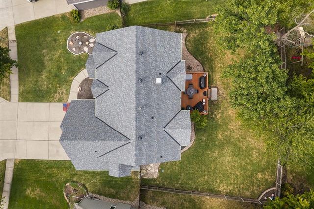8408 W 129th Terrace, Overland Park, KS 66213