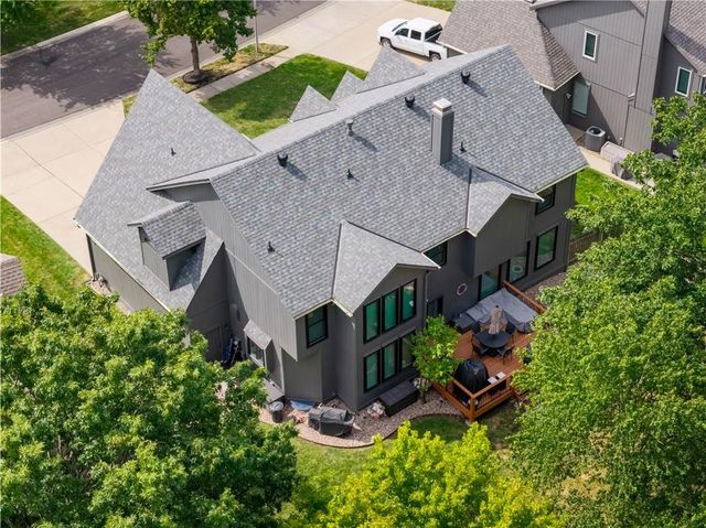 8408 W 129th Terrace, Overland Park, KS 66213