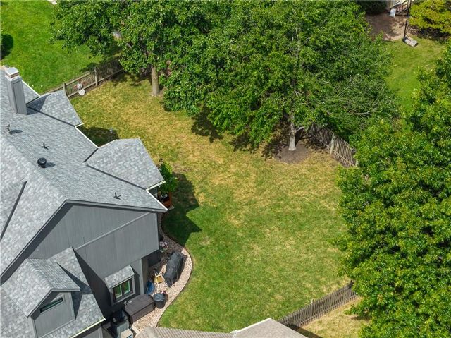8408 W 129th Terrace, Overland Park, KS 66213