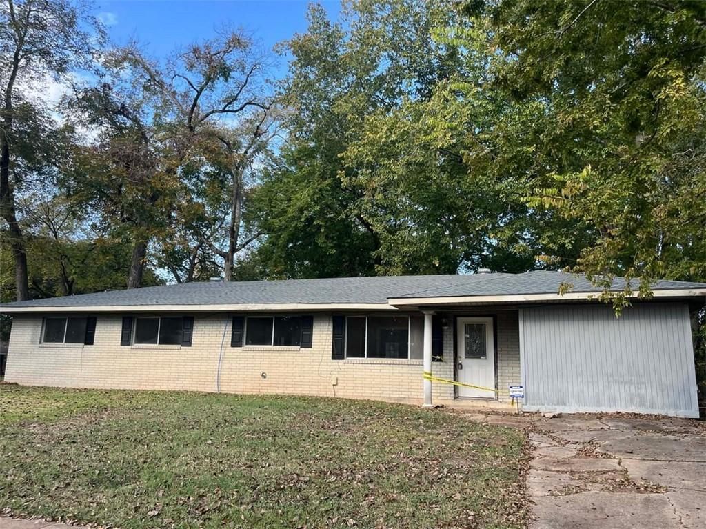 2203 MAGNOLIA Lane, Alexandria, LA 71301