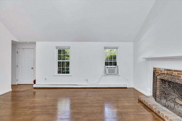 36 Helmsman Dr, Yarmouth, MA 02632