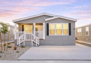 8086 Mission Boulevard 38, Jurupa Valley, CA 92509