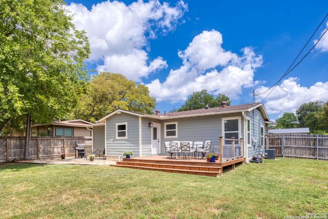 626 Pilgrim, San Antonio, TX 78213