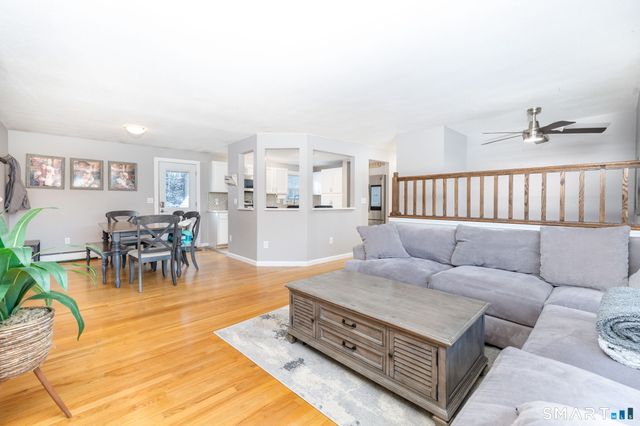 134 Massapeag Side Road, Montville, CT 06382