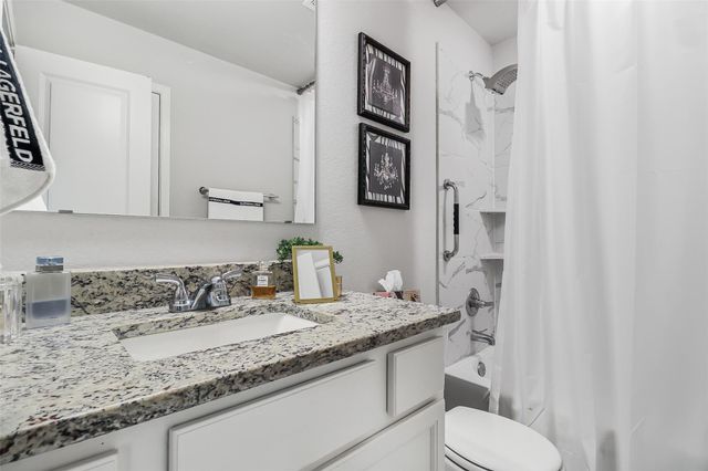 7907 Putter Place Court, Navasota, TX 77868