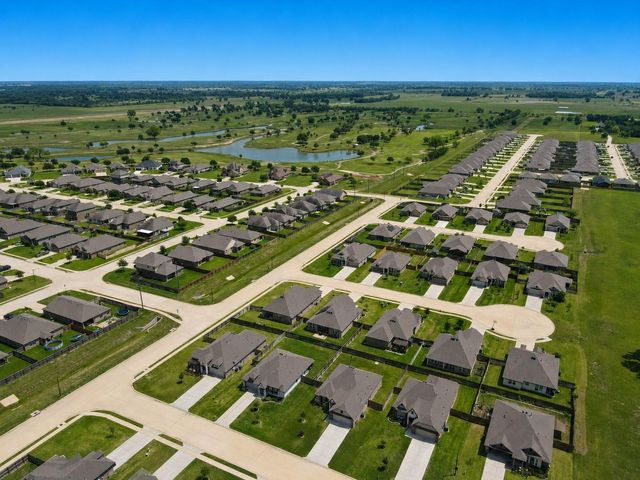 7907 Putter Place Court, Navasota, TX 77868