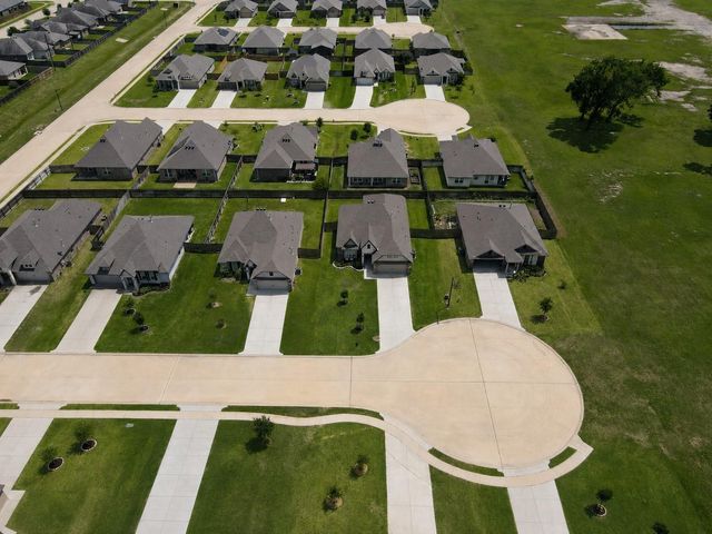 7907 Putter Place Court, Navasota, TX 77868