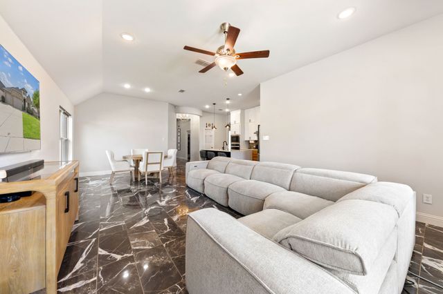 2818 Chestnut Lane, Melissa, TX 75454