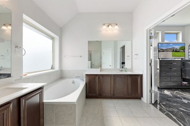 2818 Chestnut Lane, Melissa, TX 75454