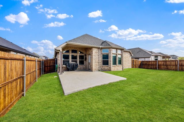 2818 Chestnut Lane, Melissa, TX 75454