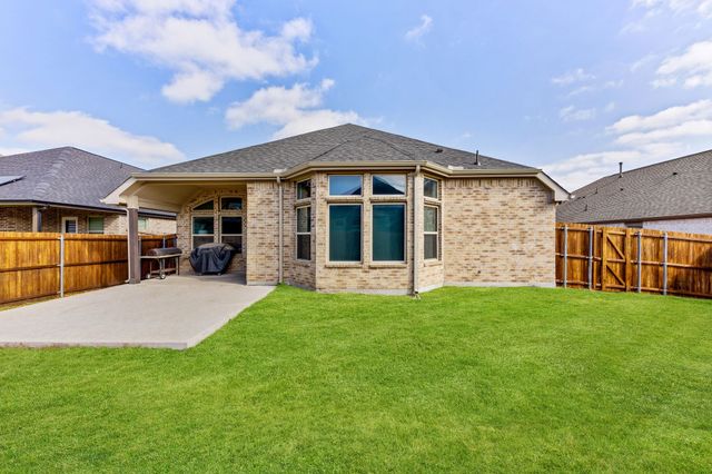 2818 Chestnut Lane, Melissa, TX 75454