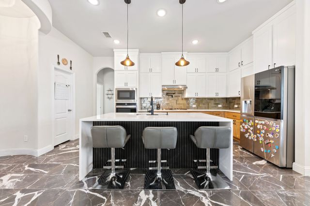 2818 Chestnut Lane, Melissa, TX 75454