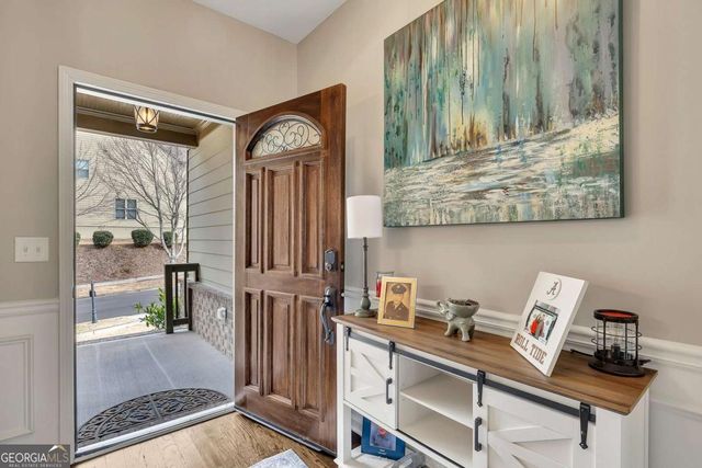 5016 Maplecliff Drive, Sugar Hill, GA 30518