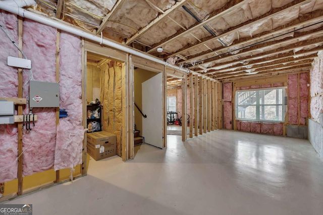 5016 Maplecliff Drive, Sugar Hill, GA 30518