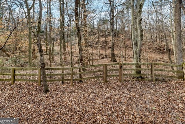 5016 Maplecliff Drive, Sugar Hill, GA 30518