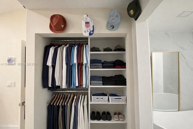 6301 NW 109th Ave, Doral, FL 33178