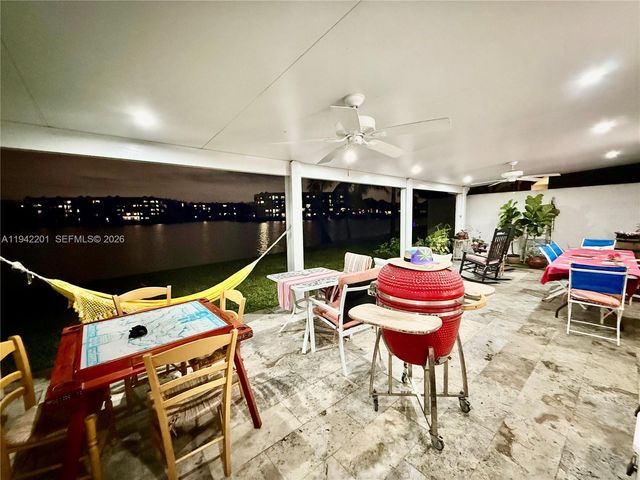 6301 NW 109th Ave, Doral, FL 33178