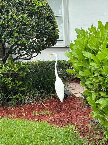 6301 NW 109th Ave, Doral, FL 33178