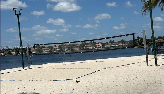 6301 NW 109th Ave, Doral, FL 33178