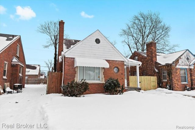 16866 Harlow, Detroit, MI 48235