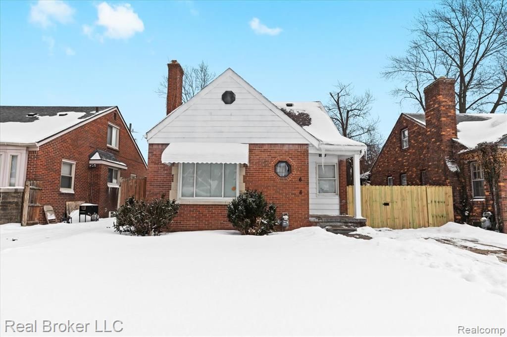 16866 Harlow, Detroit, MI 48235