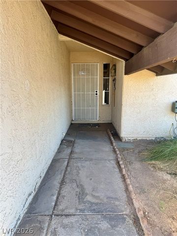 325 West Chesapeake Way, Henderson, NV 89015