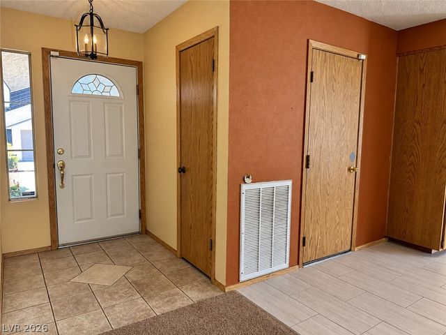 325 West Chesapeake Way, Henderson, NV 89015