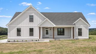 6918 Shelbyville Rd, Morrison, TN 37357