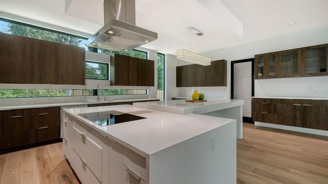 1429 N LAKE SHORE DRIVE, Sarasota, FL 34231