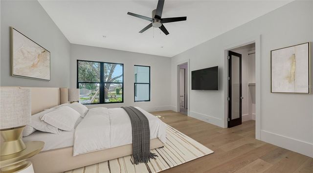 1429 N LAKE SHORE DRIVE, Sarasota, FL 34231