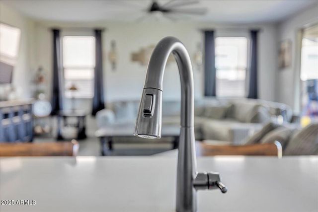 17593 W RED FOX Road, Surprise, AZ 85387