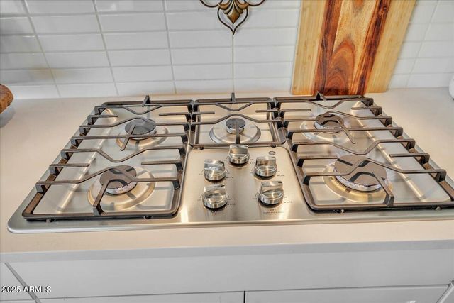 17593 W RED FOX Road, Surprise, AZ 85387