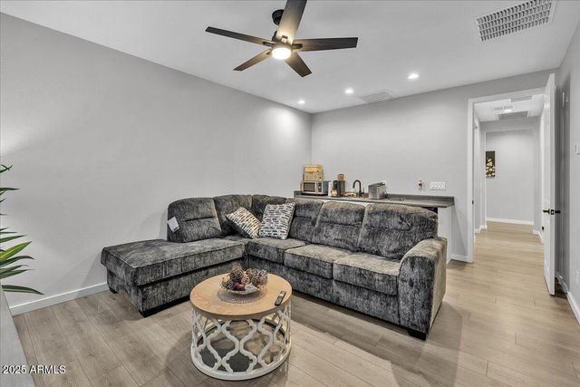 17593 W RED FOX Road, Surprise, AZ 85387